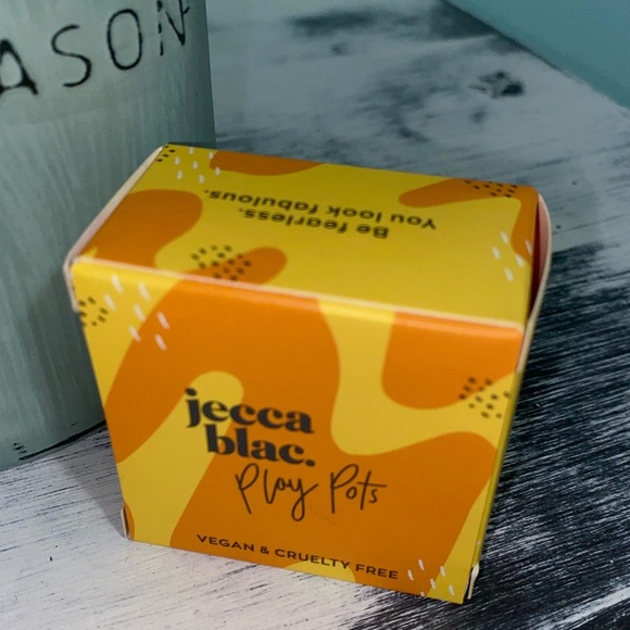 Jecca Blac Play Pot in “Gold Touch” - Picture 7 of 7